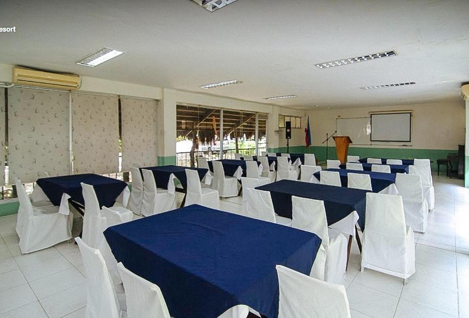 Reddoorz Cebu Club Fort Med Inc Boljoon Eksteriør bilde