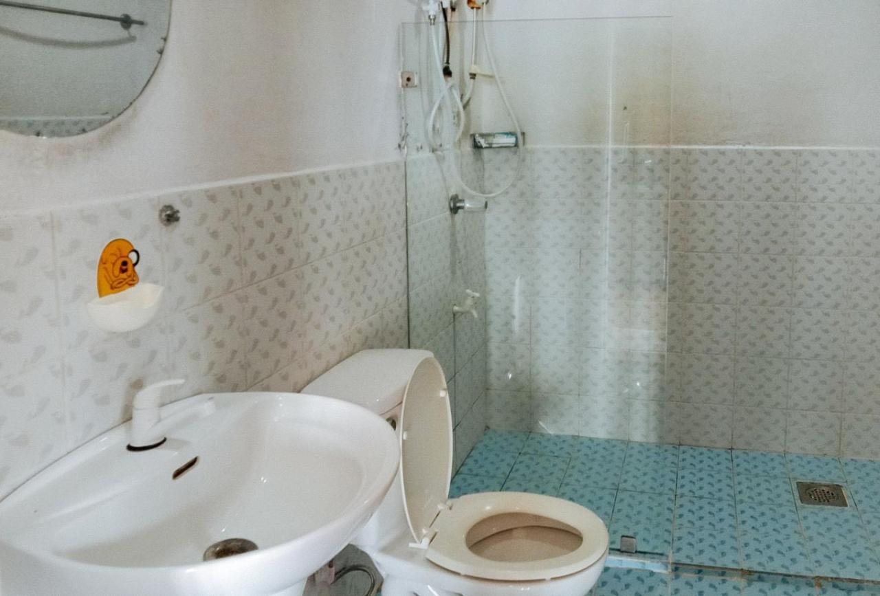 Reddoorz Cebu Club Fort Med Inc Boljoon Eksteriør bilde