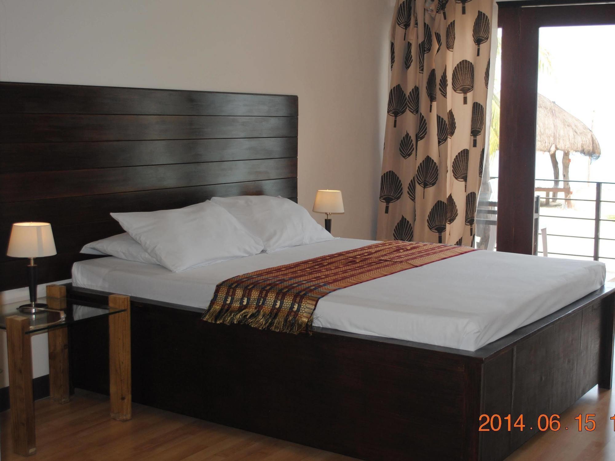 Reddoorz Cebu Club Fort Med Inc Boljoon Eksteriør bilde